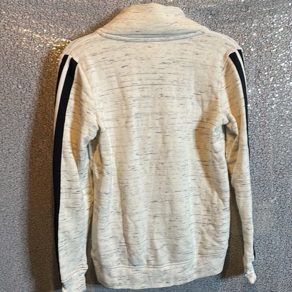 Jacket - Picture 2 of 6